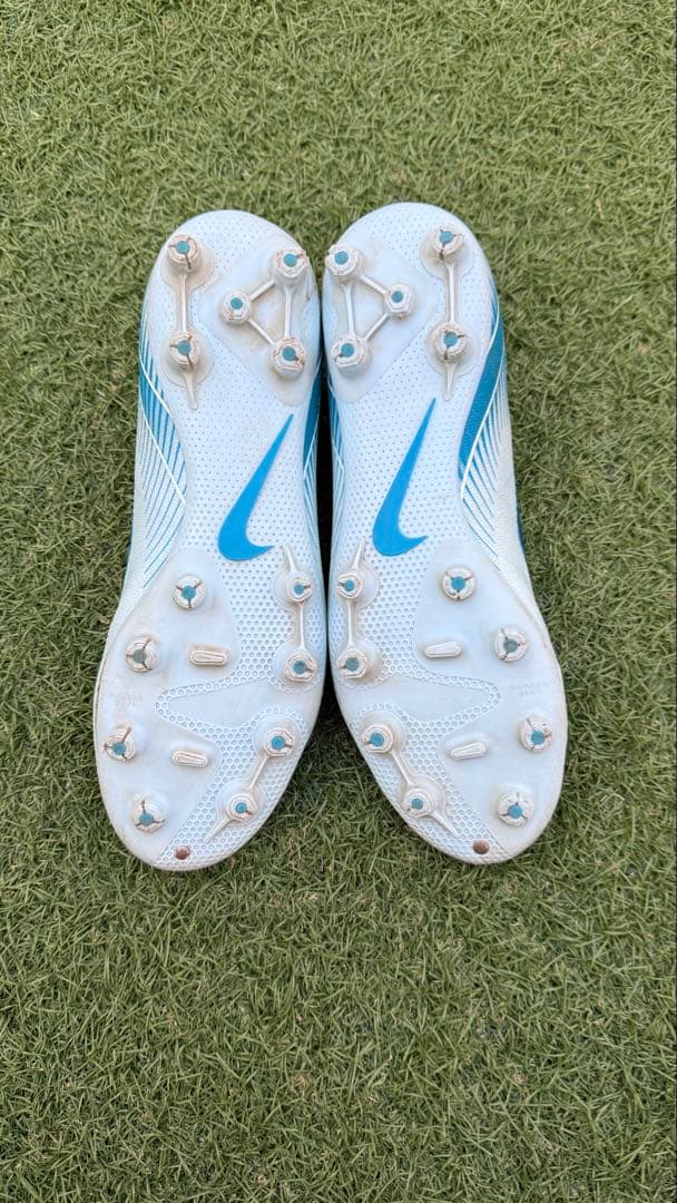 ナイキ ズーム マーキュリアル ヴェイパー 16 PRO HG 25.5cm