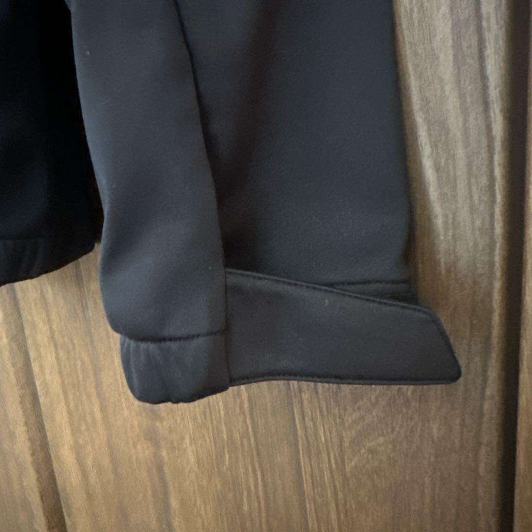 デサントゴルフ　ブラック ストレッチジャケット フルジップ　Lサイズ