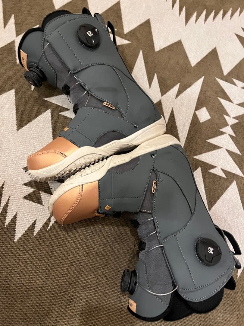 RIDE HERA US7（24cm）　ダブルボア美品！