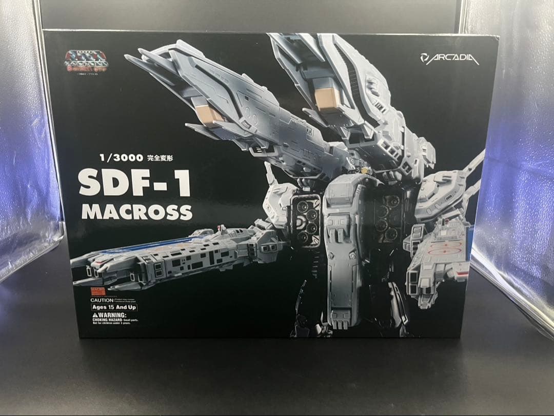 Macross マクロス1/3000 完全変形 SDF-1 新品、未開封品