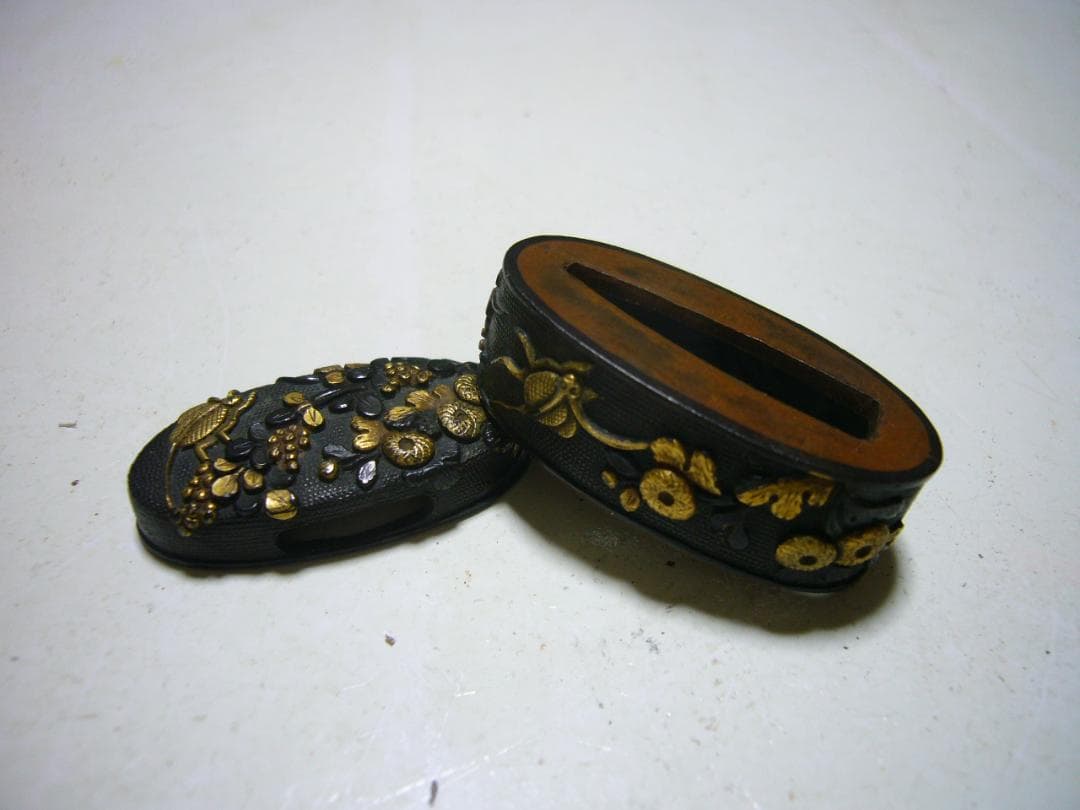 縁頭 秋草虫図 鈴虫 刀装小道具 金具 日本刀