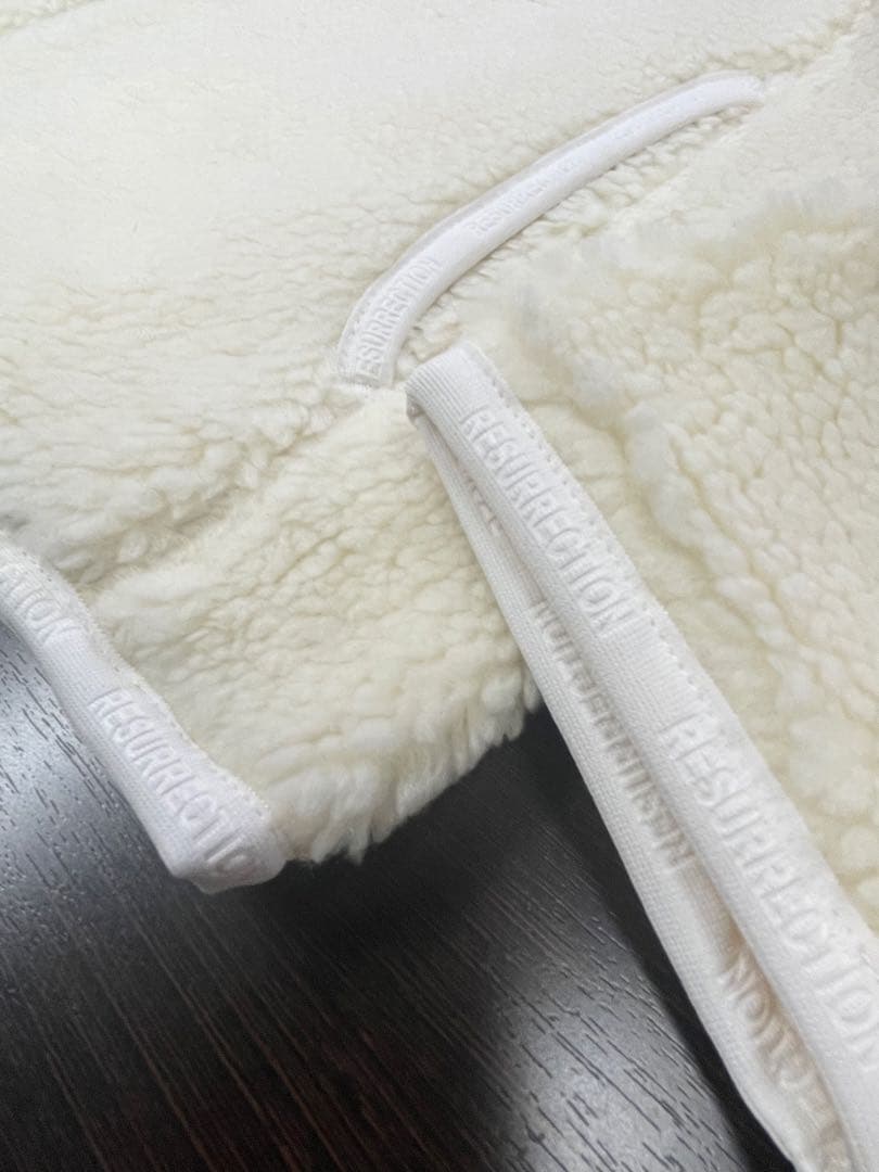 レザレクション　新品　XXLサイズ　シロ　ボアブルゾン