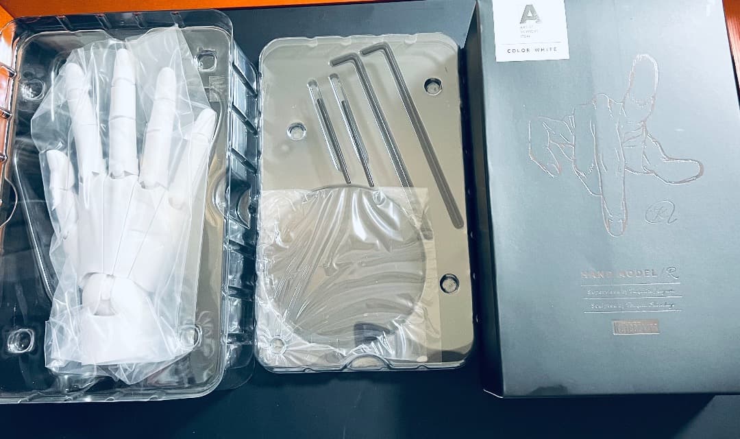 ARTIST SUPPORT ITEM ハンドモデル/R -WHITE-　右手