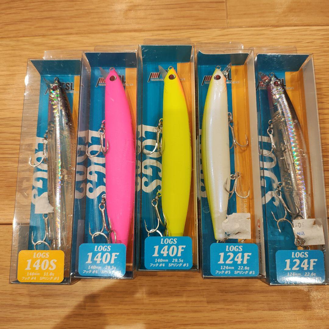 バスデイ　LOGS ルアー 各種