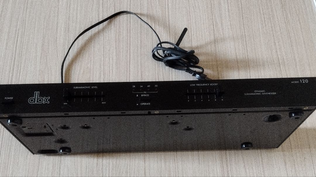 dbx120 ダイナミック　サブハーモニック　シンセサイザー