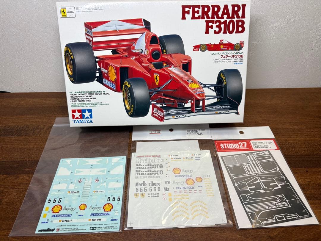タミヤ 1/20 フェラーリ F310B スポンサーデカール、エッチングパーツ付
