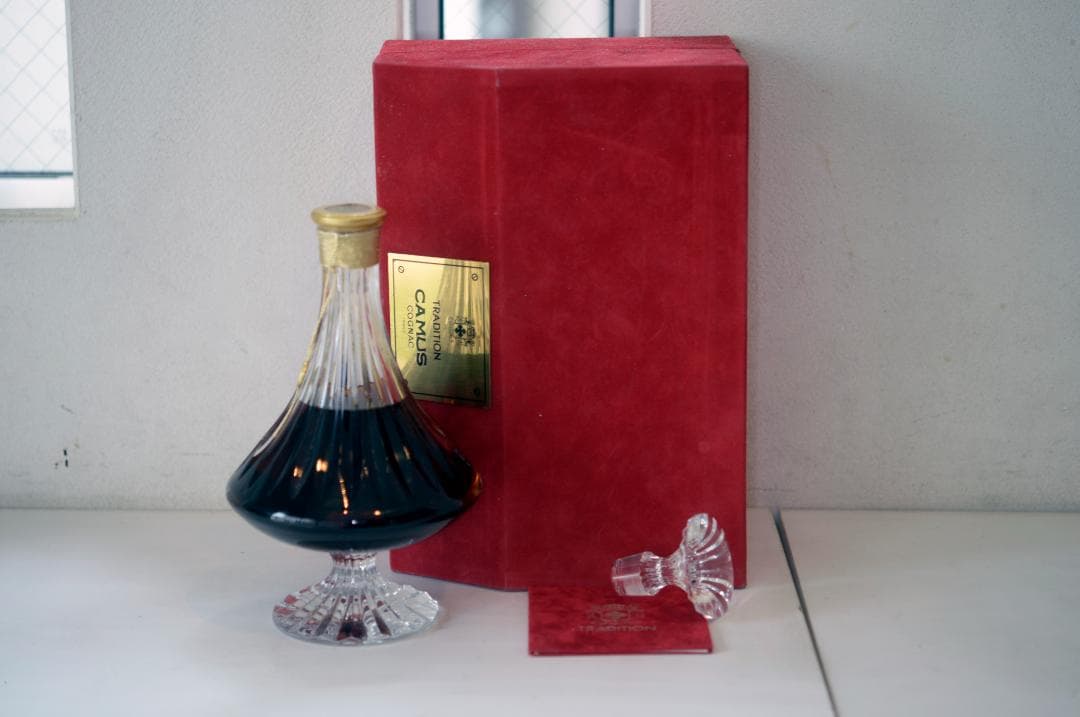 カミュ トラディション　バカラ　クリスタルボトル　替栓　冊子カード　化粧箱付き