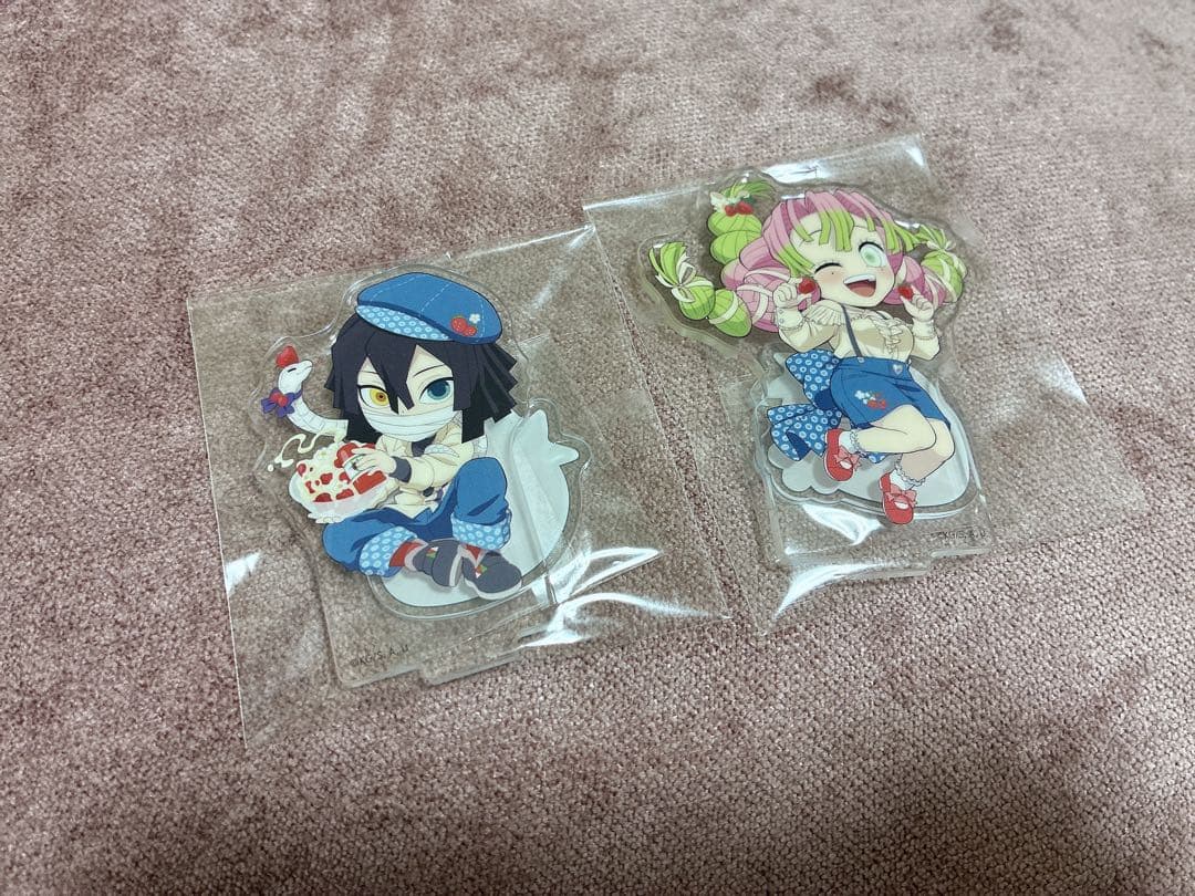 明日まで値下げ　鬼滅の刃　伊黒　蜜璃　アクリルスタンド　セット