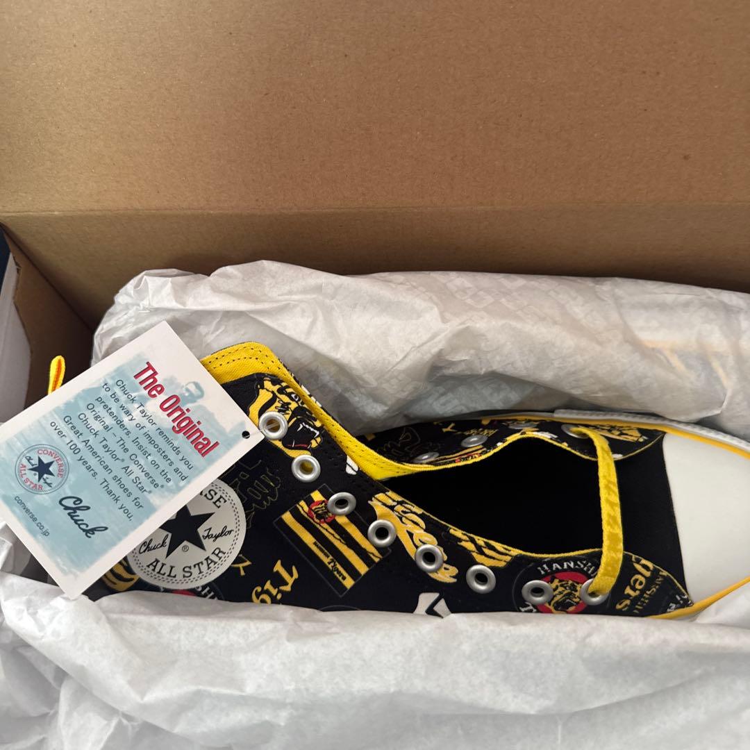 阪神タイガース　コンバーススニーカー