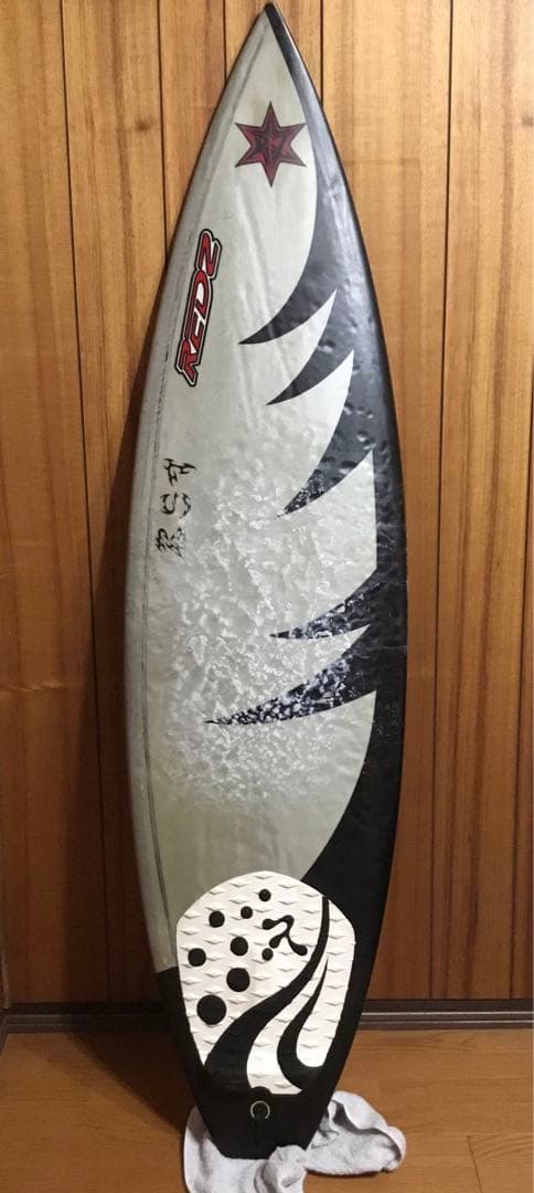 ＲＥＤＺ　サーフボード　　　サイズ6.0 ショートボード