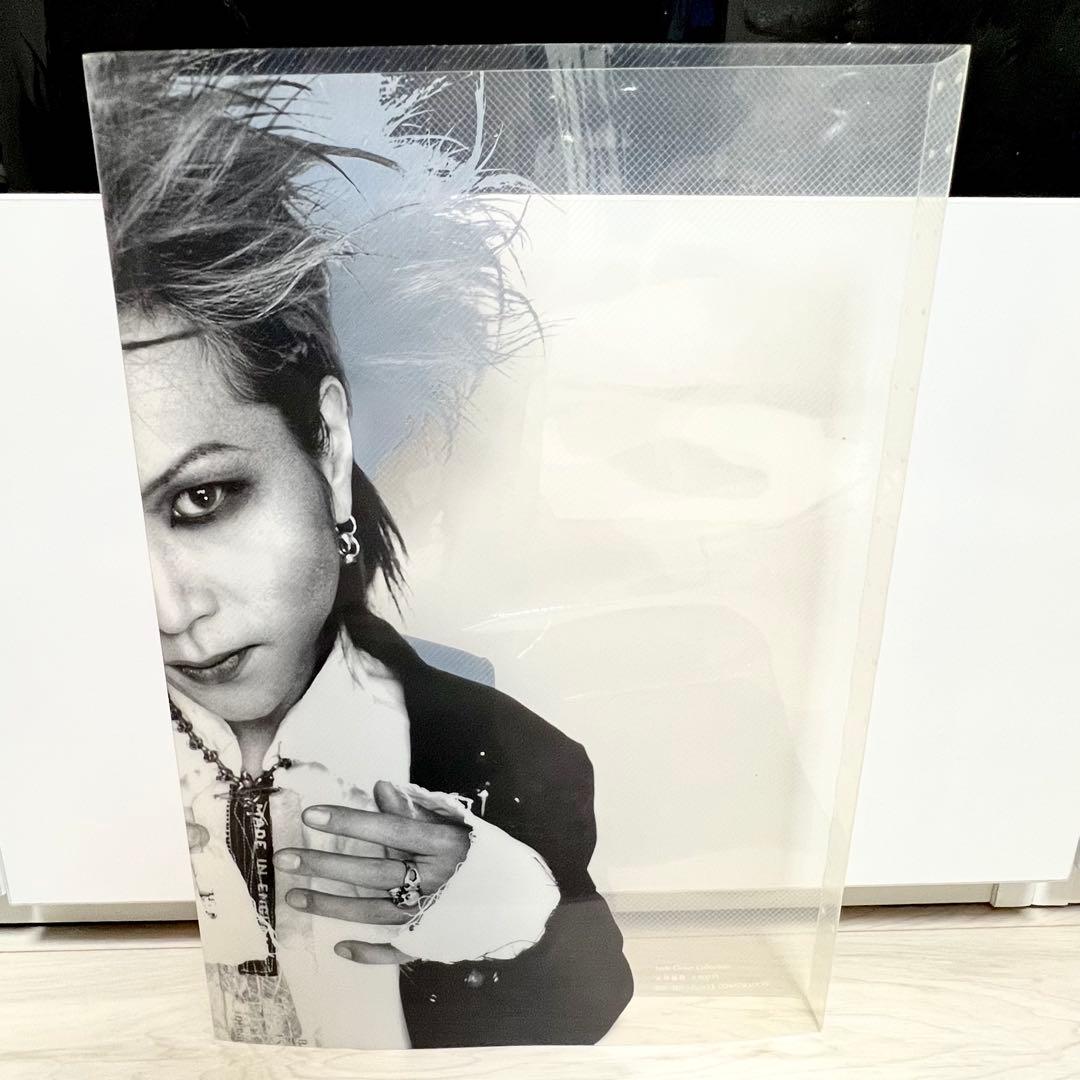 ミュージシャン hide Closet Collection