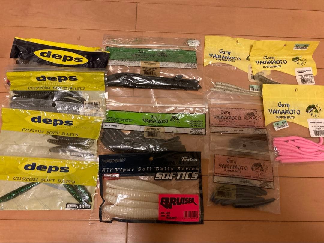 ▪️バス釣り引退品　ルアー、ワーム、フック、ライン、タックルボックス等 全部込み