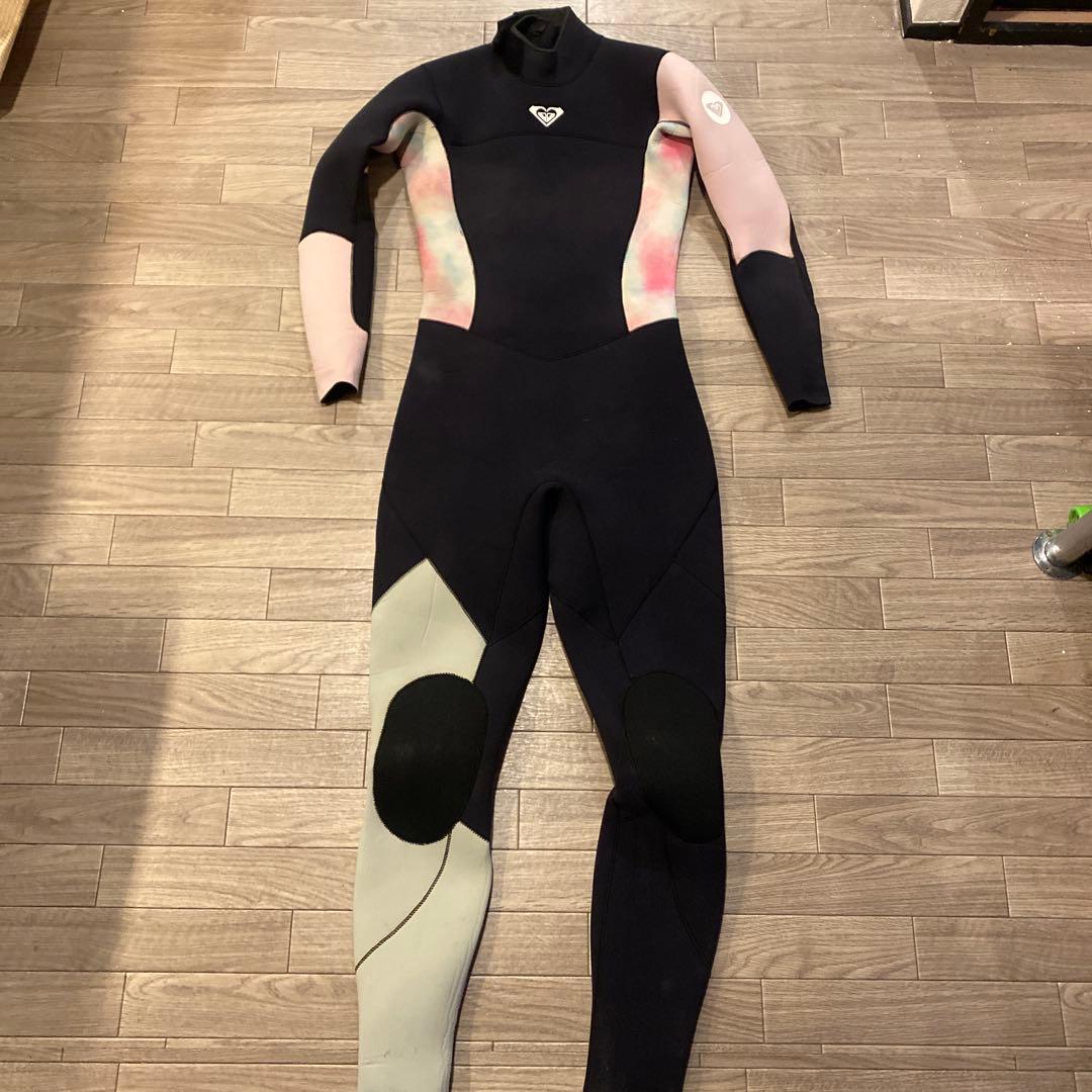 ロキシー　ウェットスーツ　ジャーフル　黒×マーブルピンク　3ミリ　Mサイズ