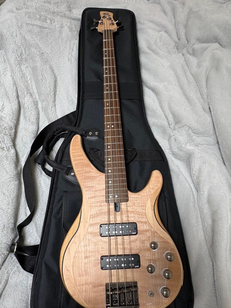 YAMAHA　TRBX604FM エレキベース