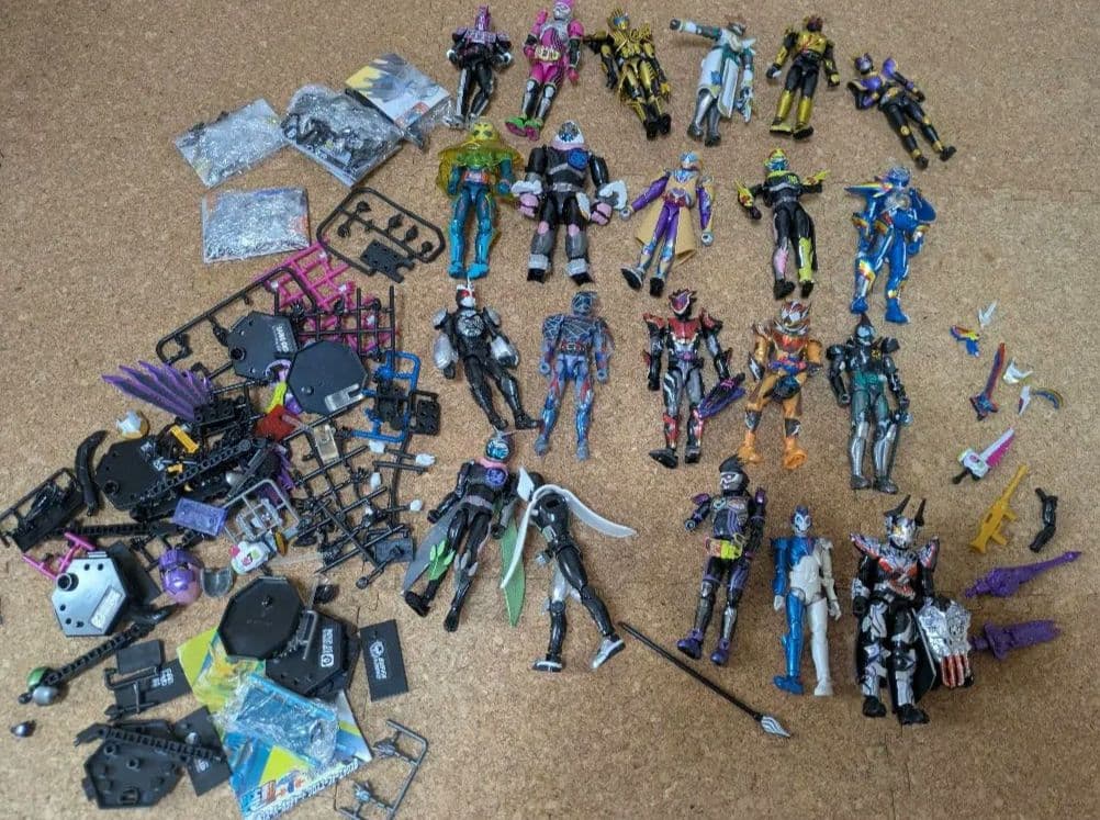 装動　仮面ライダー　ガヴ