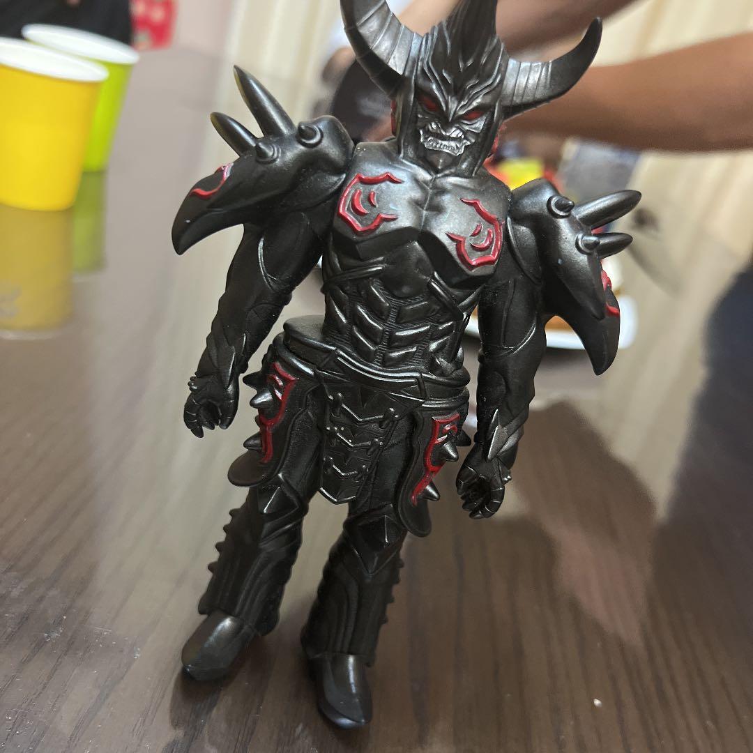 ソフビ フィギュア