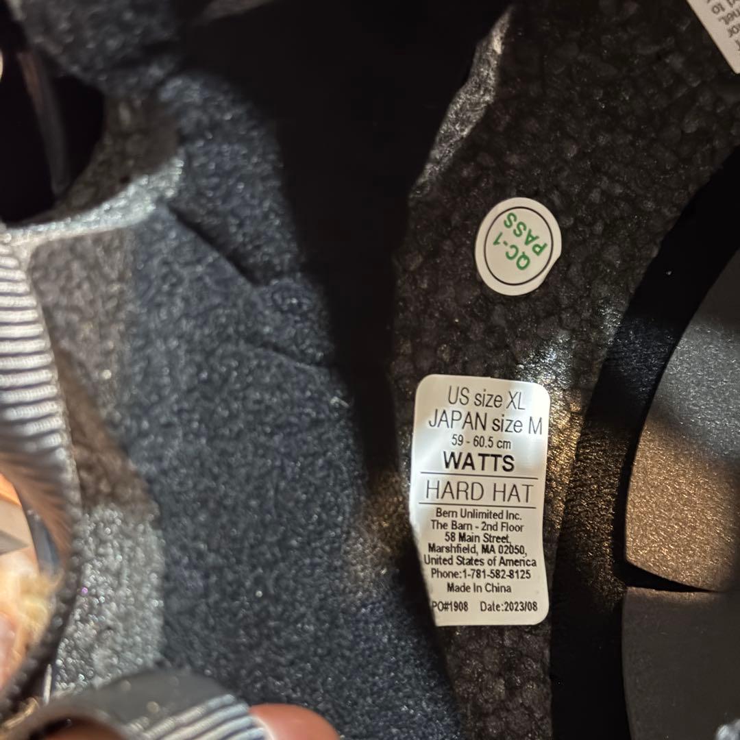 bern バーン　スノボ　ヘルメット　マッドブラック　JAPANFIT