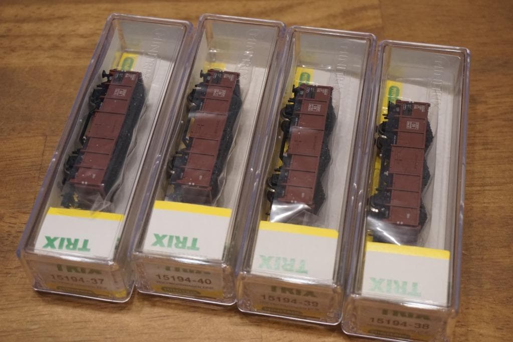 MINITRIX 品番１５１９４ バラシ ＤＢ 無蓋石炭搬送貨車 ４両編成