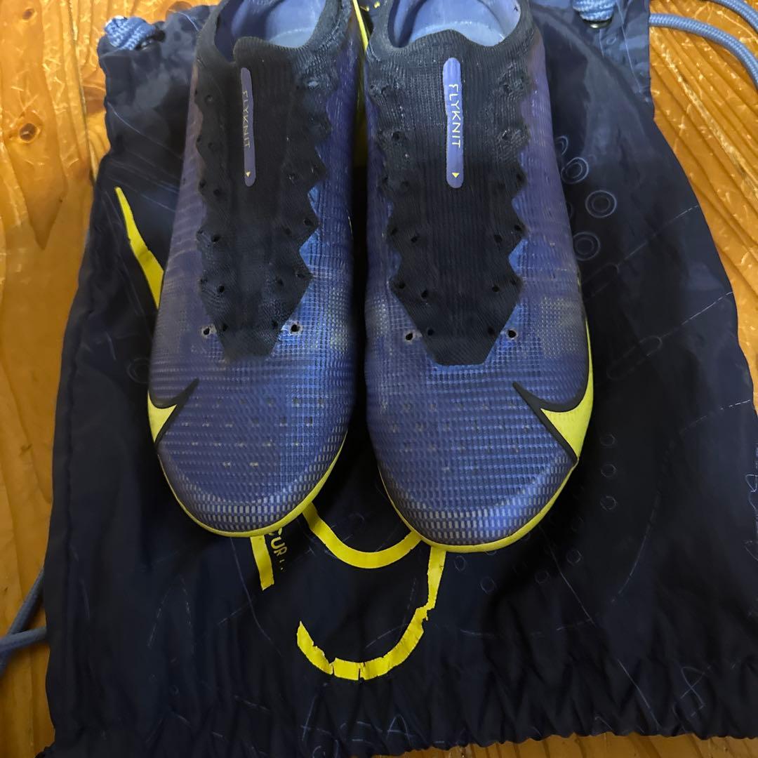 NIKE マーキュリアル14