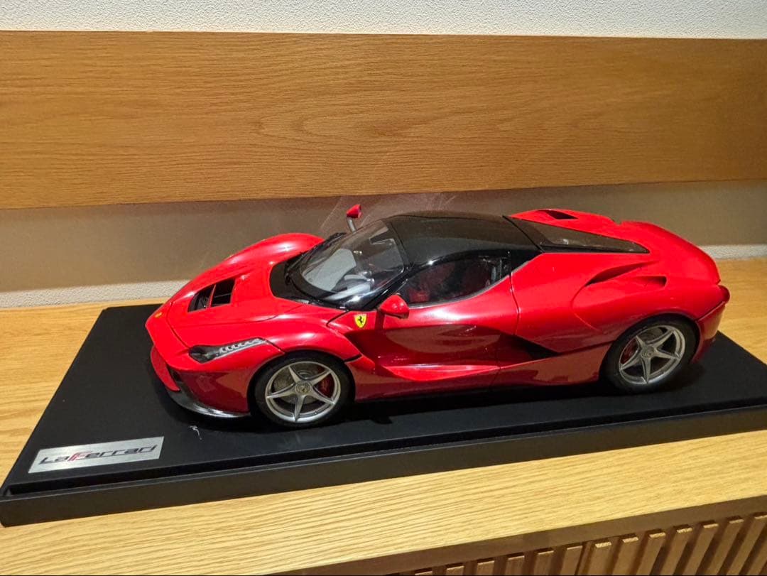 Ferrari LaFerrari 1/8モデル