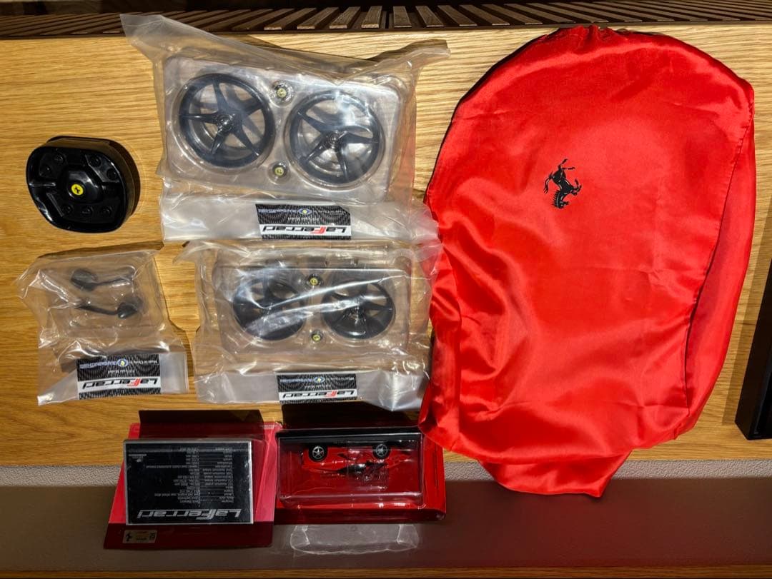 Ferrari LaFerrari 1/8モデル