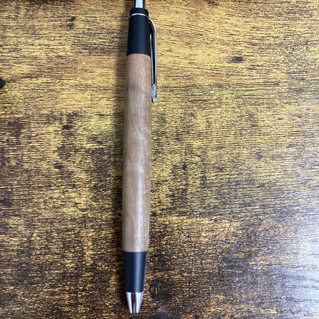 yossy67野原工芸　新型　シルバー金具　胡桃のシャープペンシル