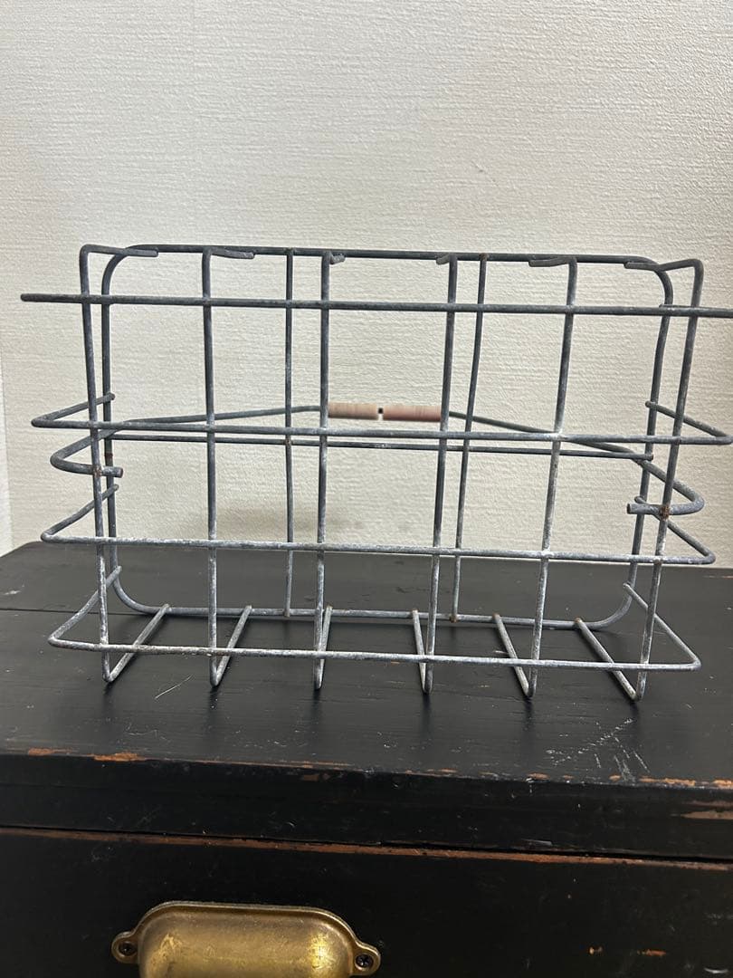 値下げヴィンテージ ミルククレート（ミルク瓶付）