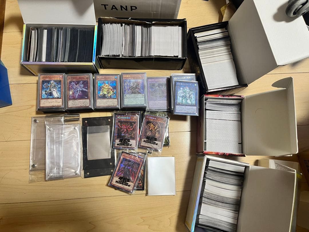 遊戯王　引退品まとめ売り　デッキ　スリーブ等