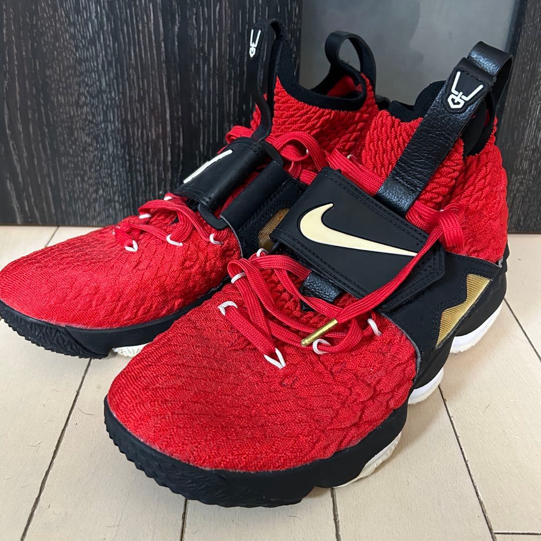 海外限定モデル　NIKE ナイキ レブロン15 プライムダイヤモンドターフ　28