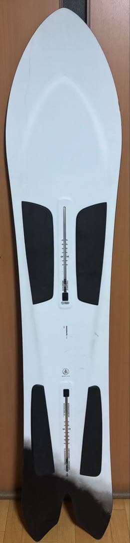 スノーボード Burton Family Tree 3D Channel Surfer 162