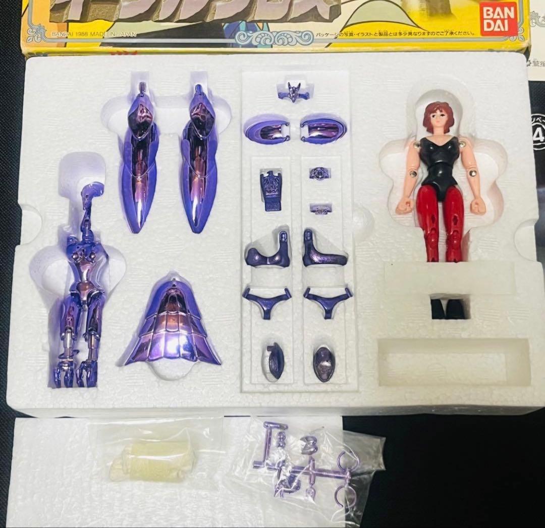 聖闘士星矢　ペガサスクロス　聖衣大系 初期販売　窓付箱　一部未使用品