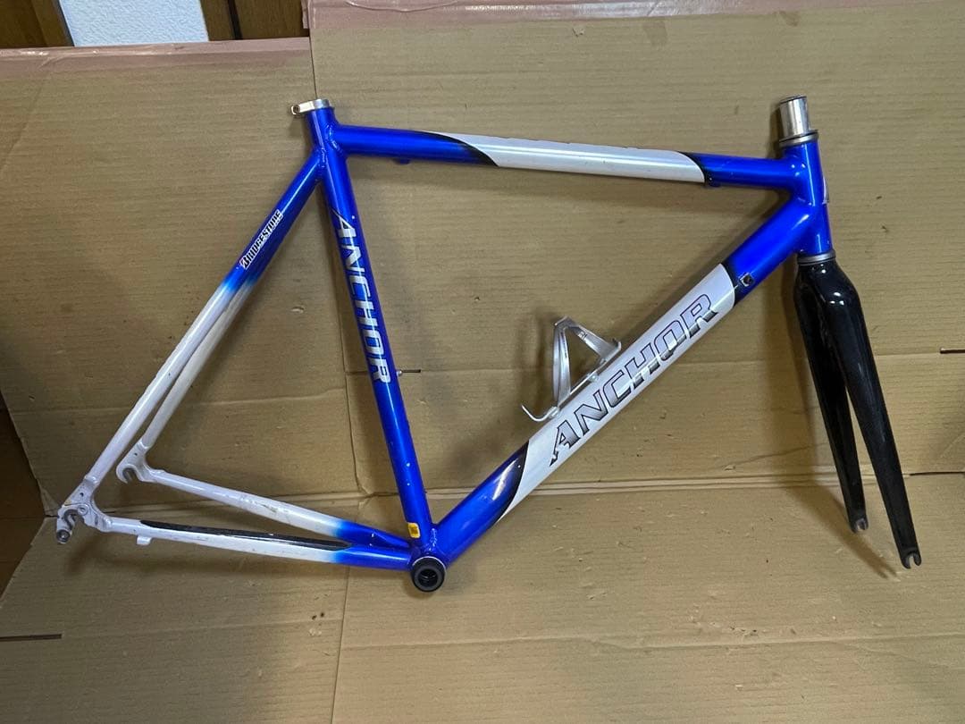 ANCHOR ロードバイクフレーム