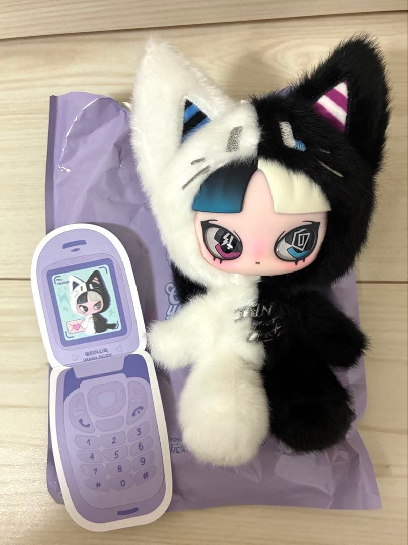 初期不良あり　INNS インス ぬいぐるみ　シークレット　白黒