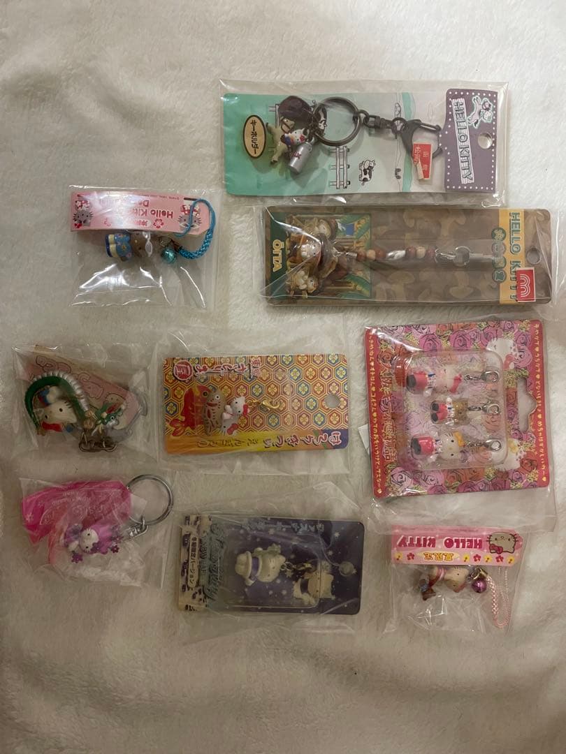 ダイヤモンド様確認用　ハローキティ ストラップ・キーホルダー 17個セット