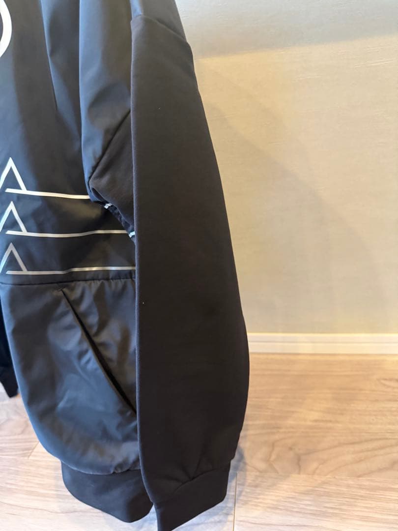 MARK & LONA，マークアンドロナ