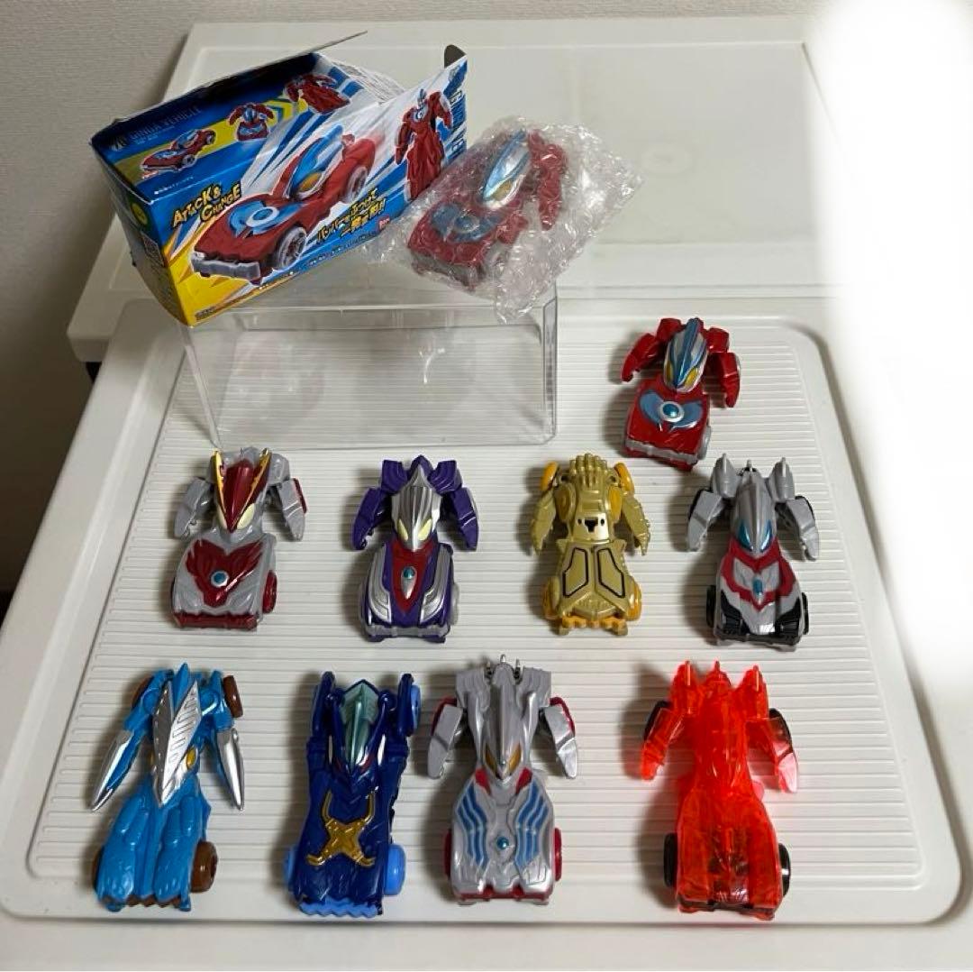 ウルトラマン　アタック変形　ウルトラビークル