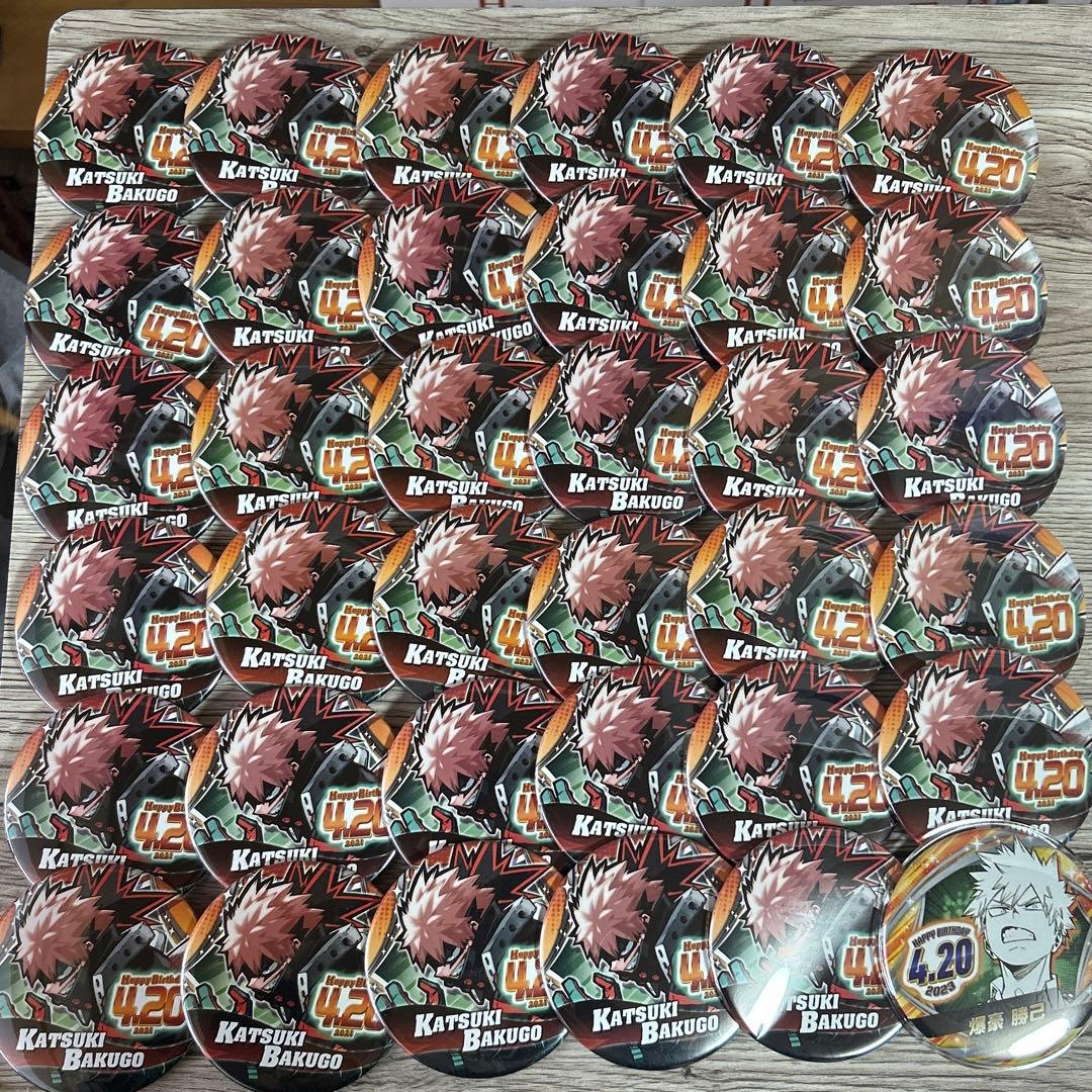 爆豪勝己 バースデイ缶バッジ