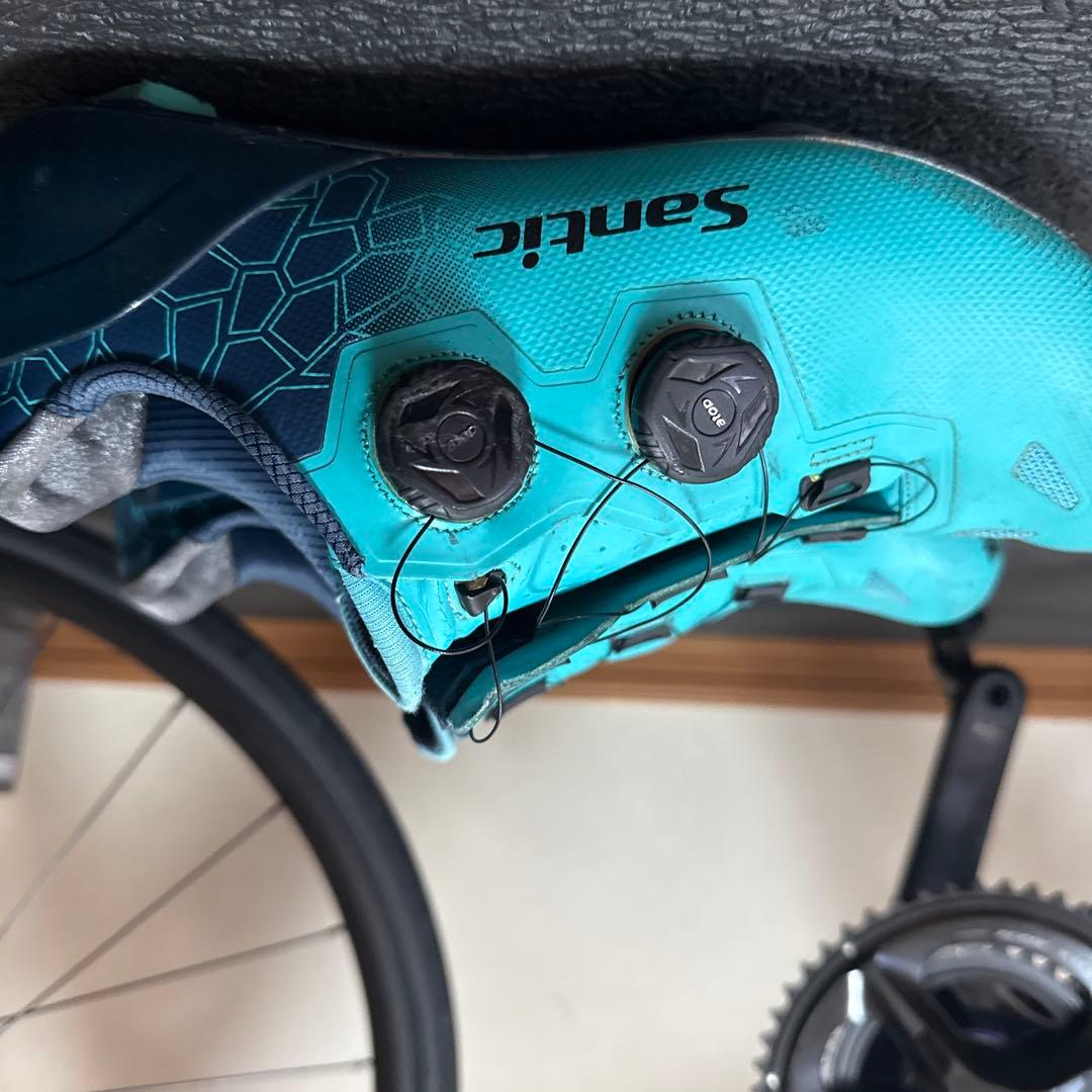 Santic ダイヤル式クリンチングシューズ 青 ※クリート付属しません