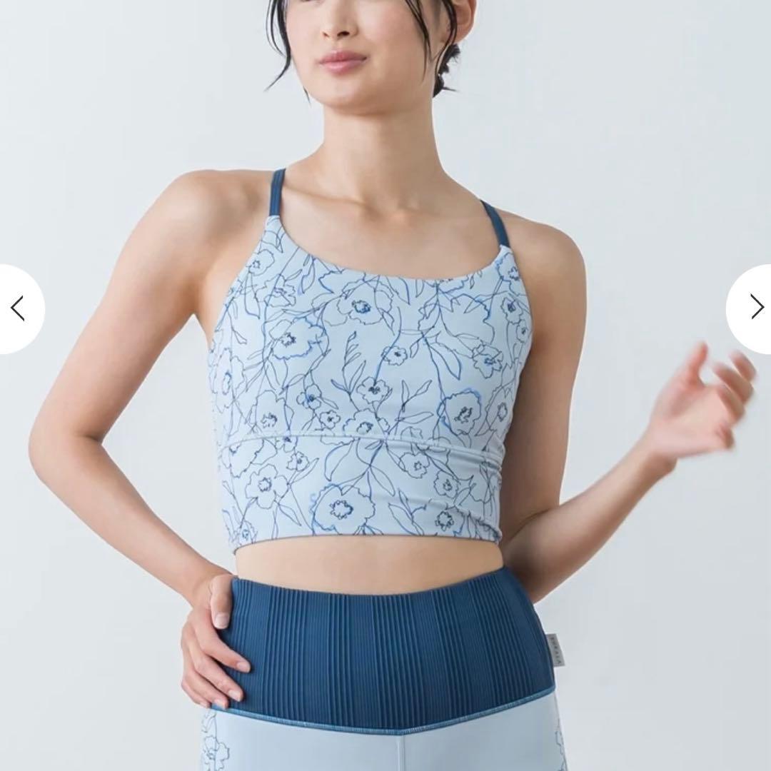 【新品未使用】ドローイングフラワーセパレートタンクトップ