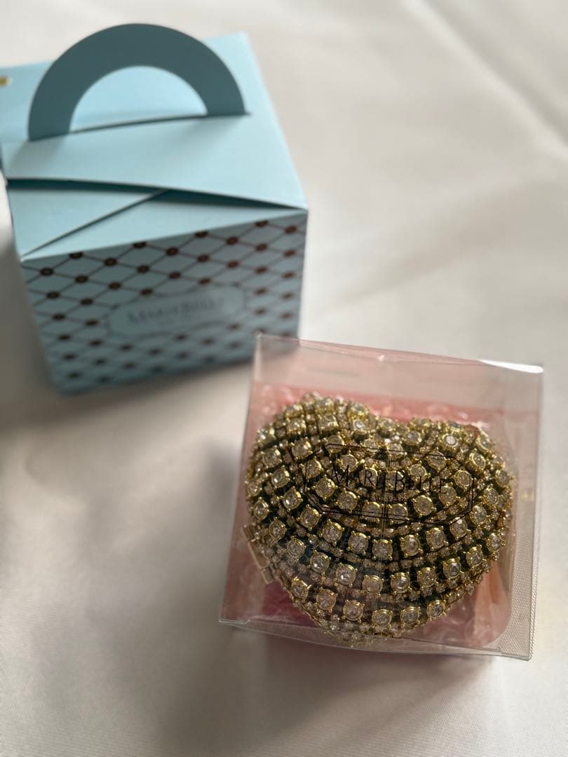 MarieBelle マリベル　ハートビジューバッグ　ゴールド