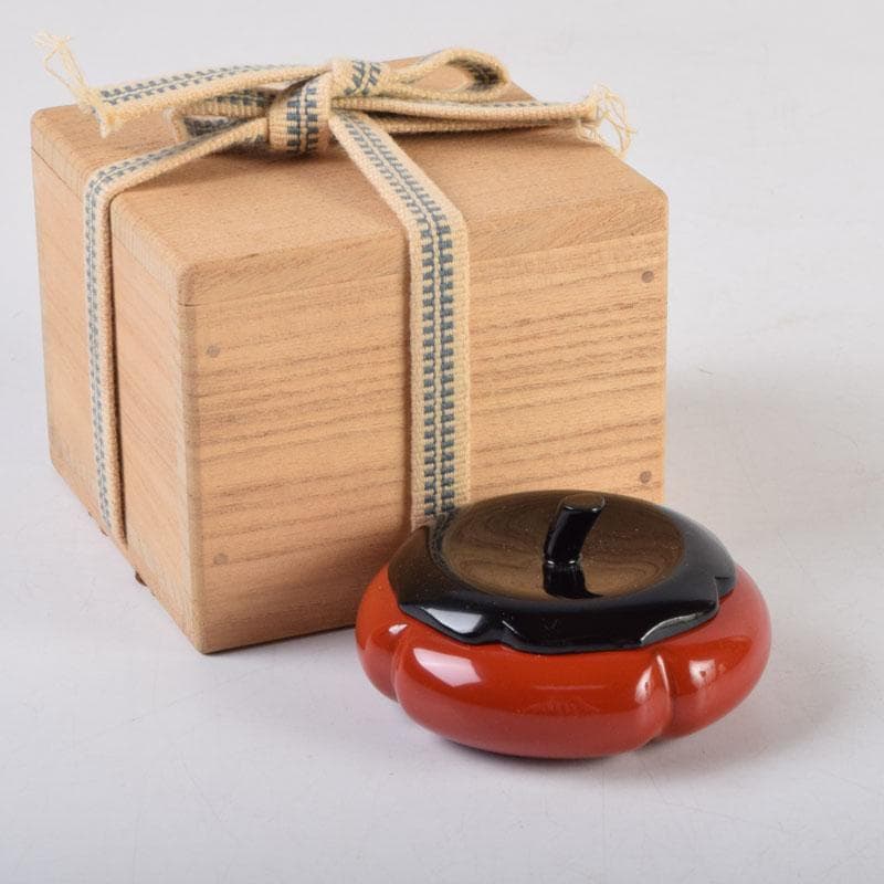 茶道具　朱塗　柿　香合　紫野　小林太玄極め箱　V　9183