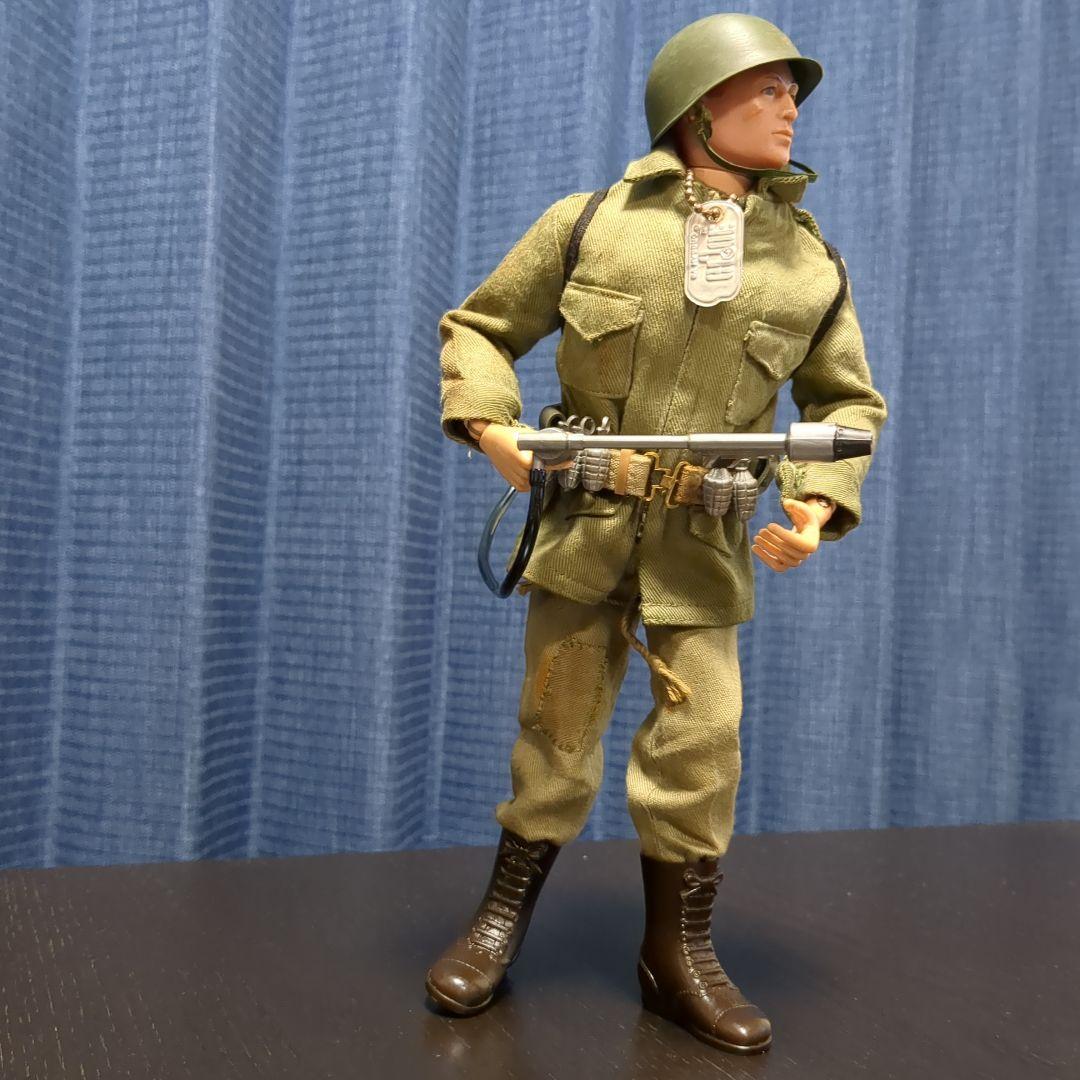 60年代　GIJOE　GIジョー　箱付き　M51フィールドコート　火炎放射器など