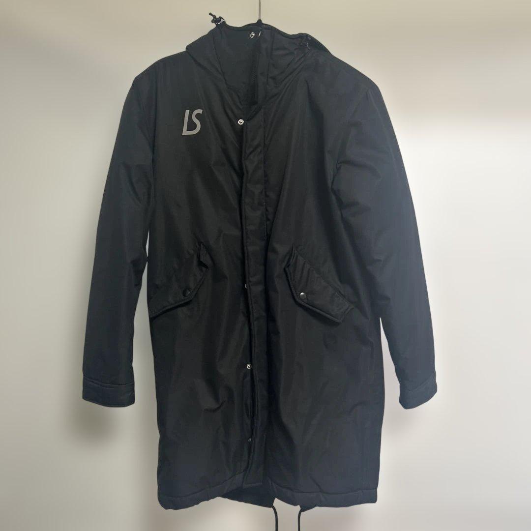 LUMBRA フード付き黒ベンチコート