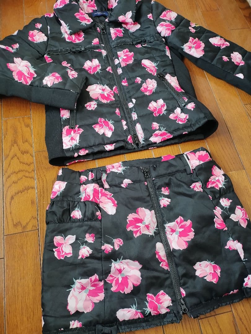 KISS ON THE GREEN 花柄フリルゴルフウエア２上下セット未使用