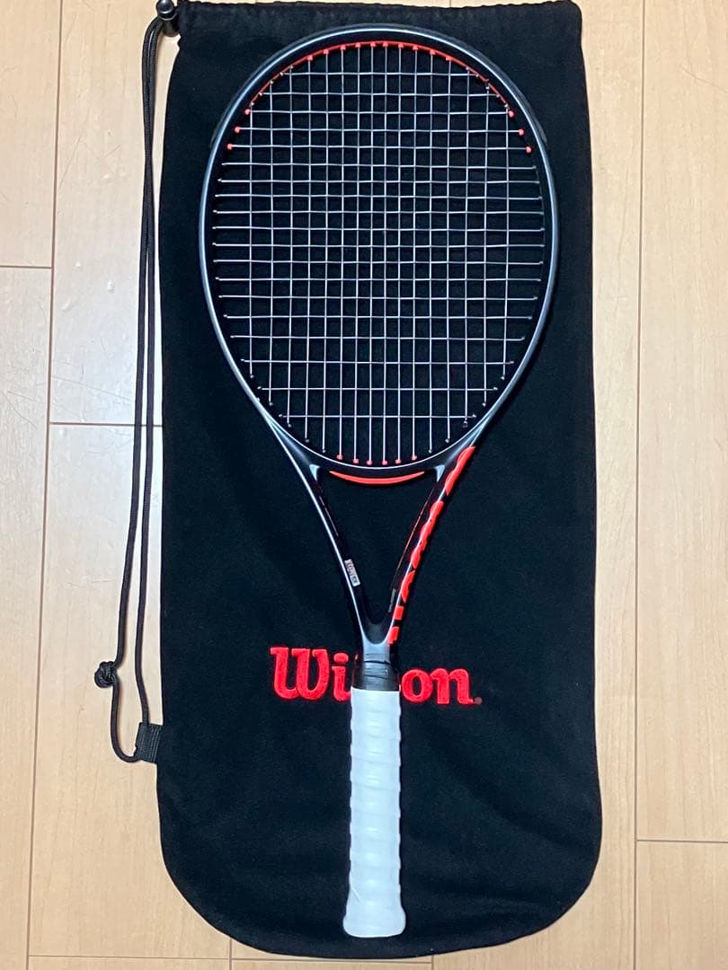 Wilson クラッシュV3 ラケットケース　ガット付き