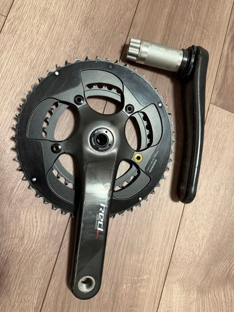 スラムレッド　カーボンクランク　BB30 170mm