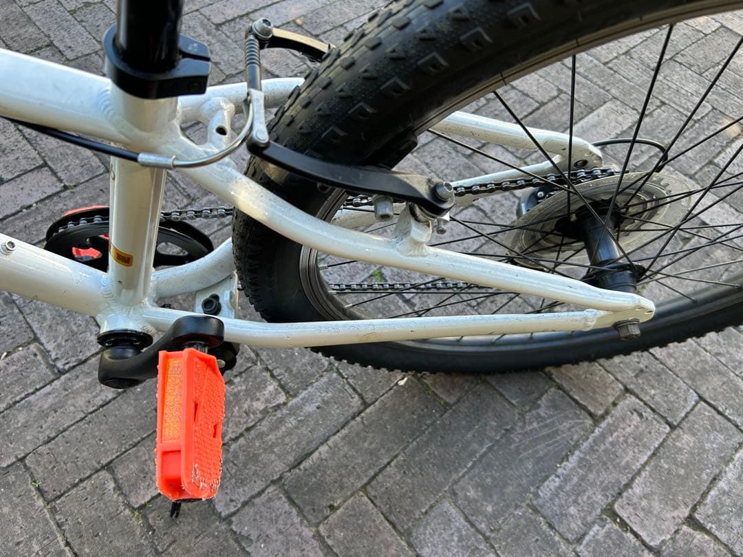 【直接引き取り限定】Trek 24インチ キッズバイク 前面バスケット付き