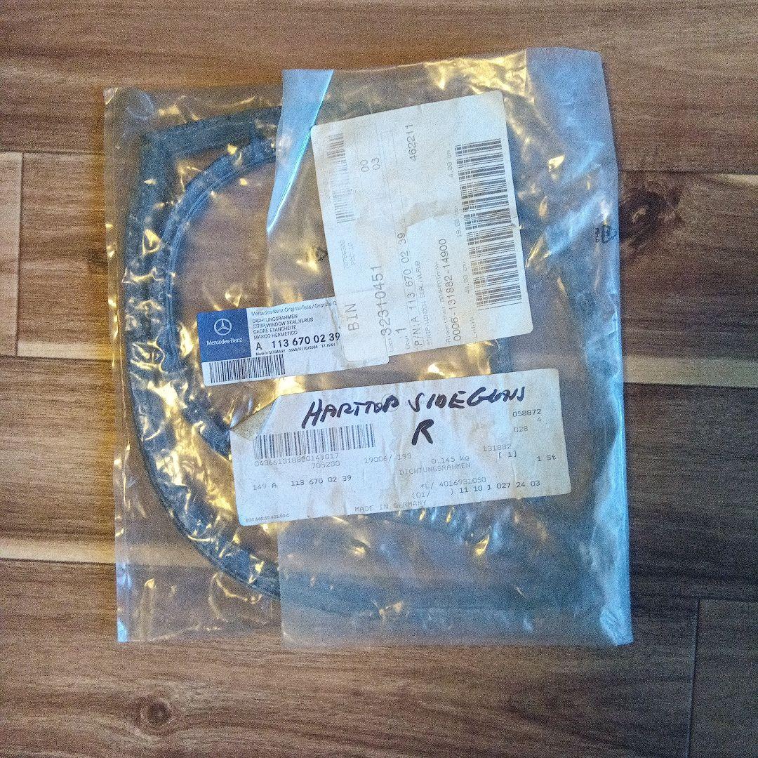 メルセデス・ベンツ 　W113 SL 縦目ウェザーストリップセット