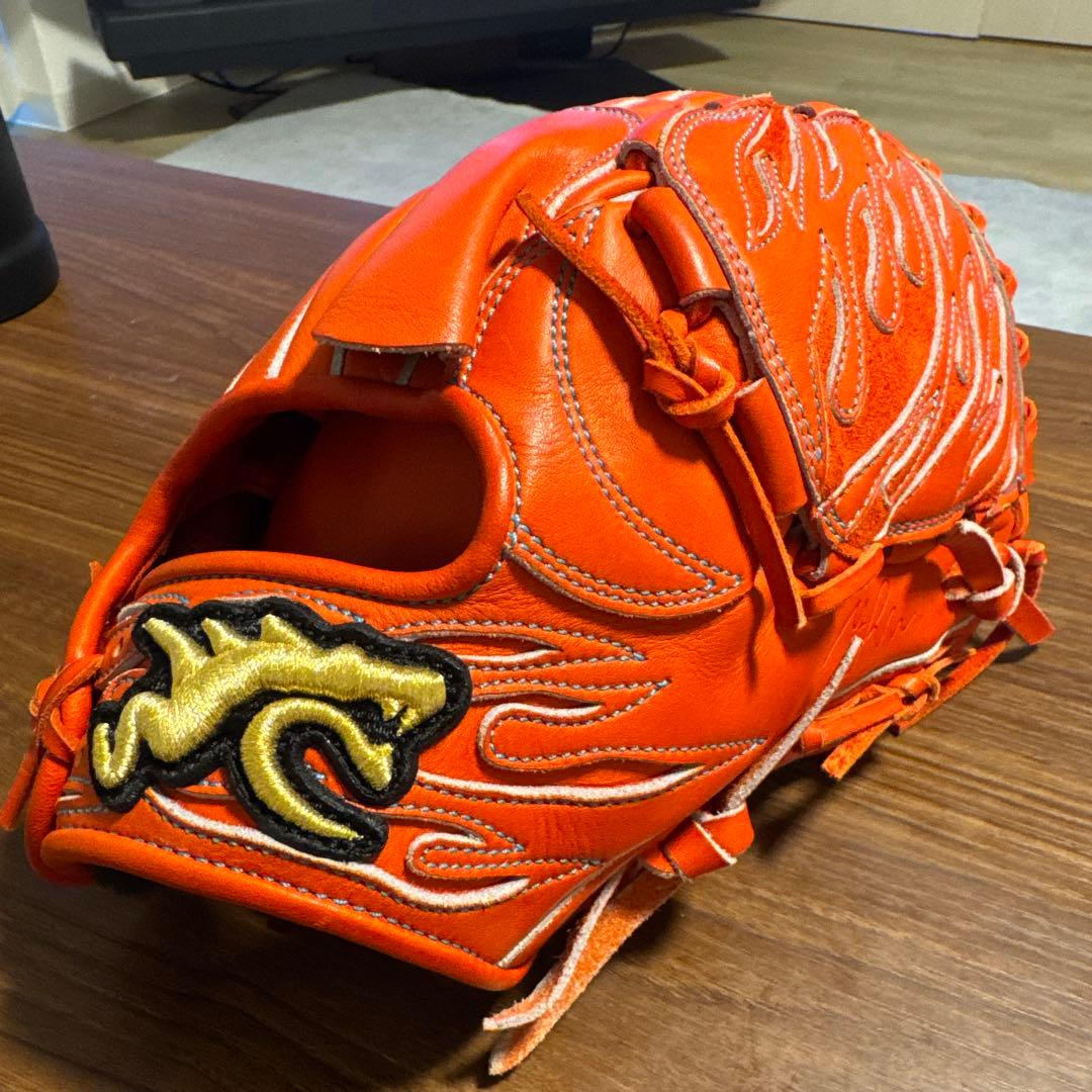 RYU オレンジ色 硬式野球グローブ 炎模様