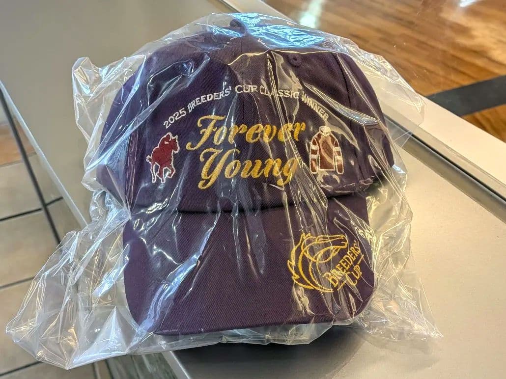 フォーエバーヤング　限定キャップ　坂井瑠星　競馬